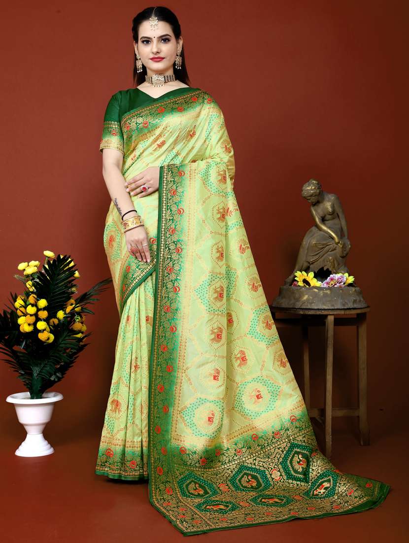 women's banarasi saree with blouse