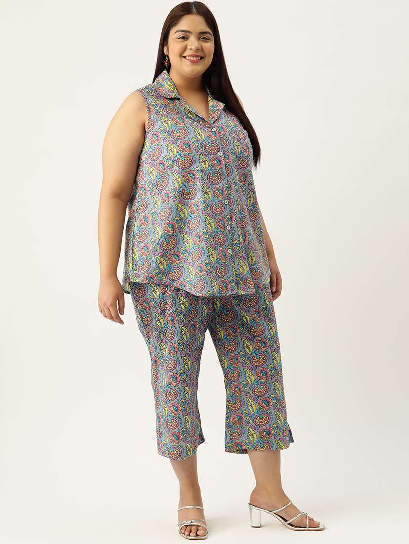 printed top and culottes plus size sets - 19893224 - Standard Image - 2