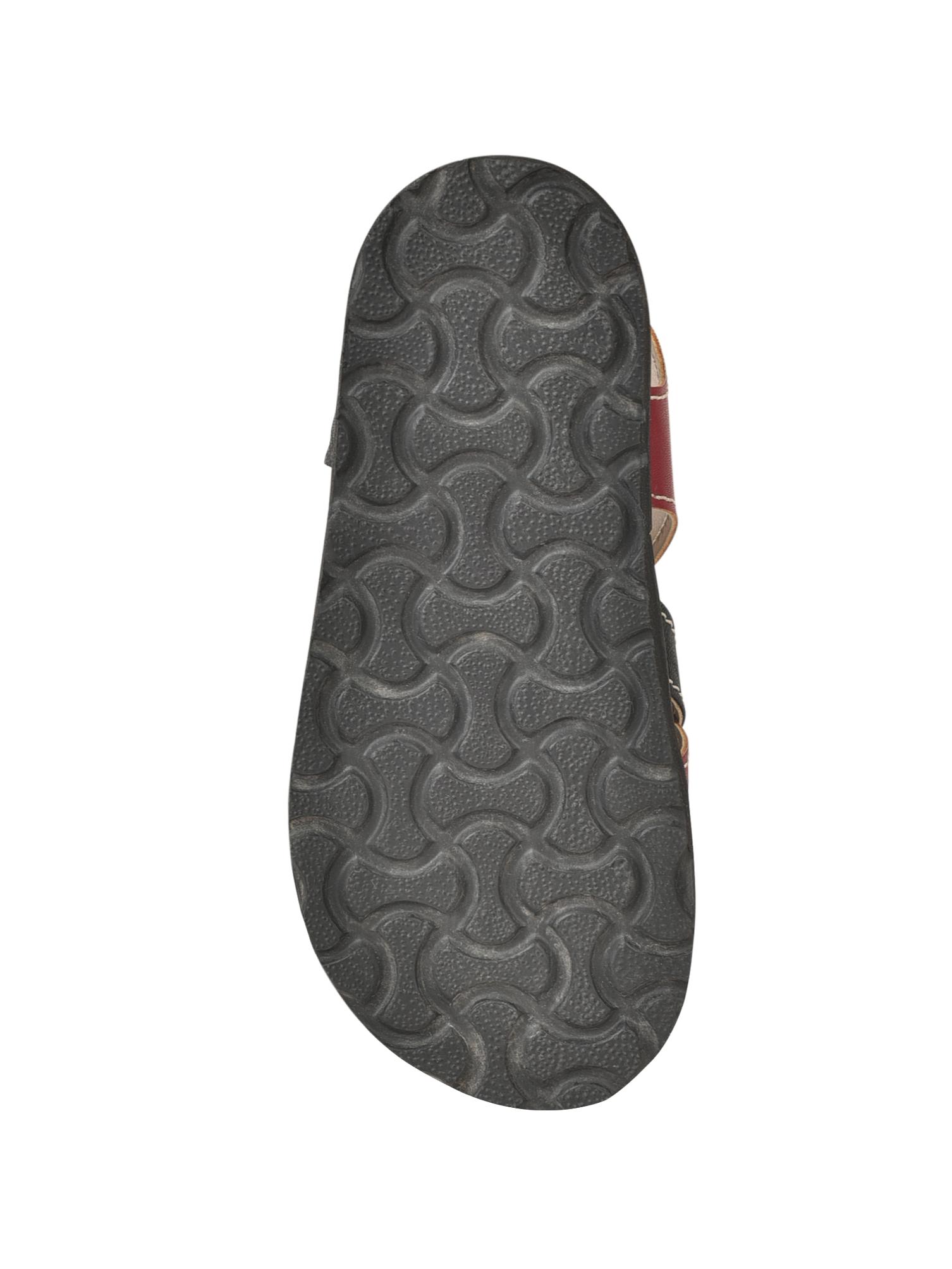the rugged runners are perfect for - 19895657 - Standard Image - 2