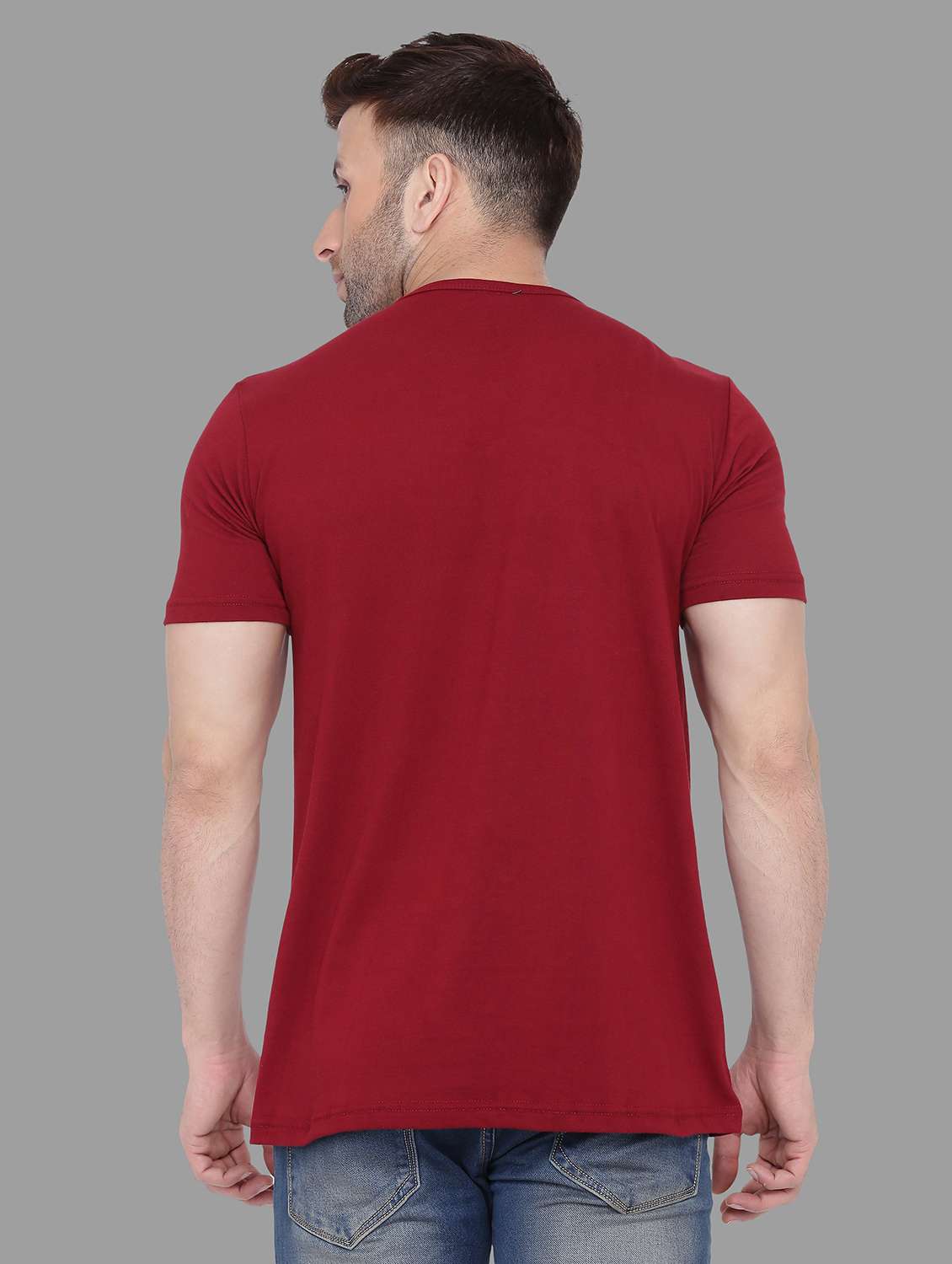 men round neck cotton t-shirt - 19915557 -  Standard Image - 2