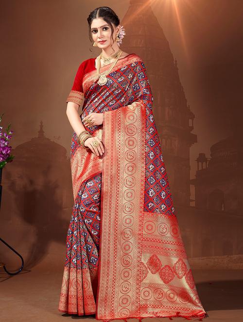 women's self design red colored saree with blouse - 19925470 - Standard Image - 0