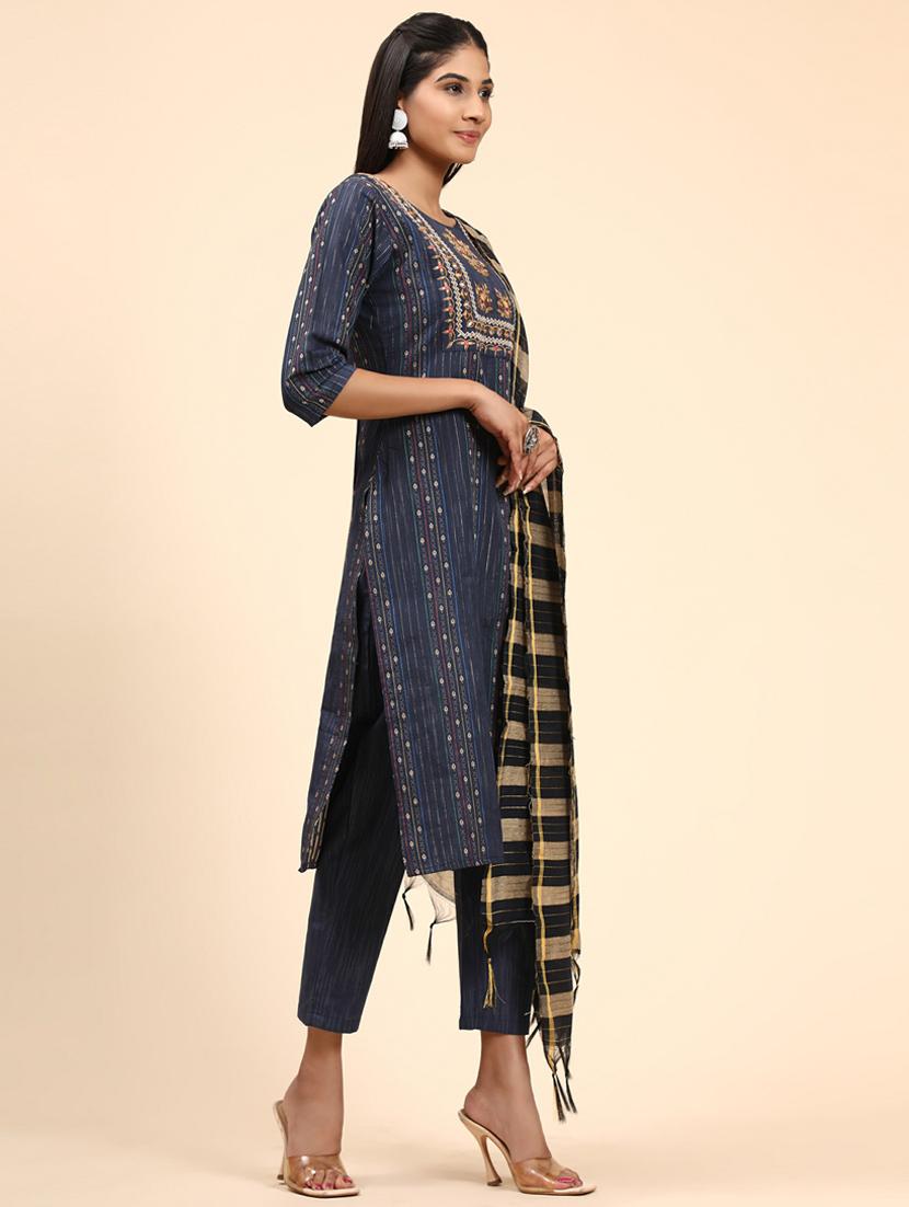 embroidered kurta dupatta set - 19942755 - Standard Image - 2