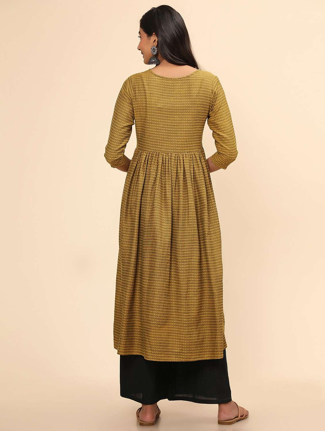 yellow cotton blend aline kurta - 19943165 - Standard Image - 2