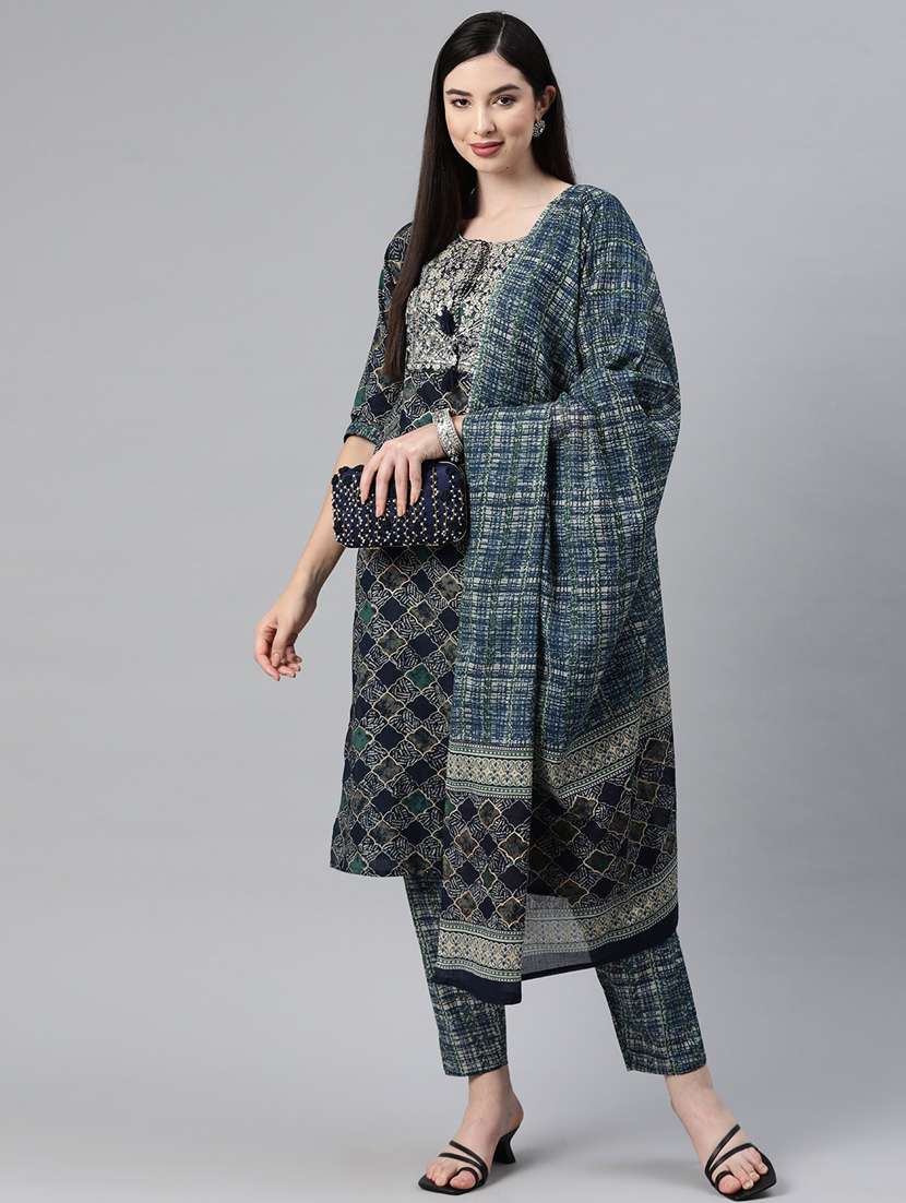 women three quarter sleeve kurta pant with dupatta set