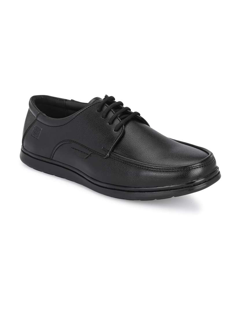 black solid derbis shoe