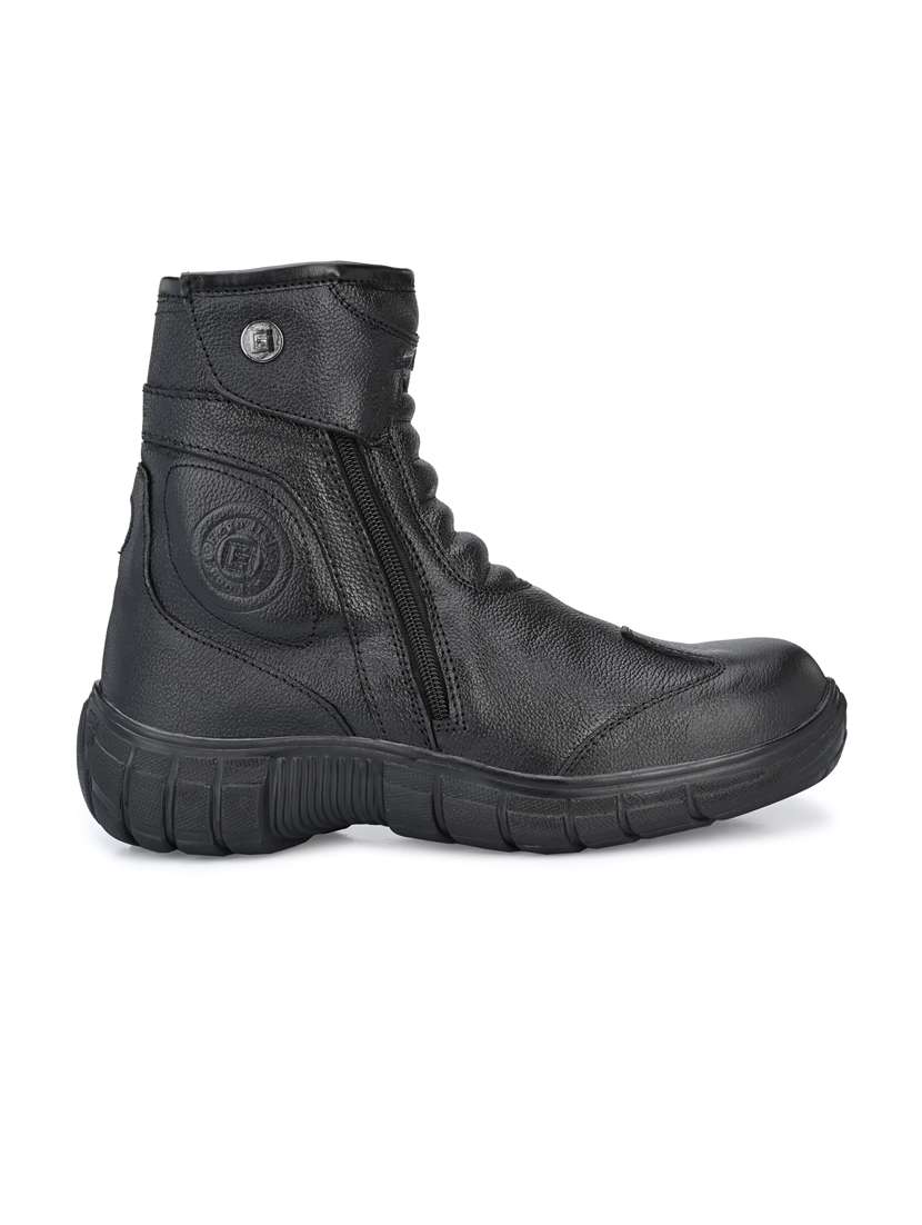 black leather hiking  boots - 19947321 -  Standard Image - 2