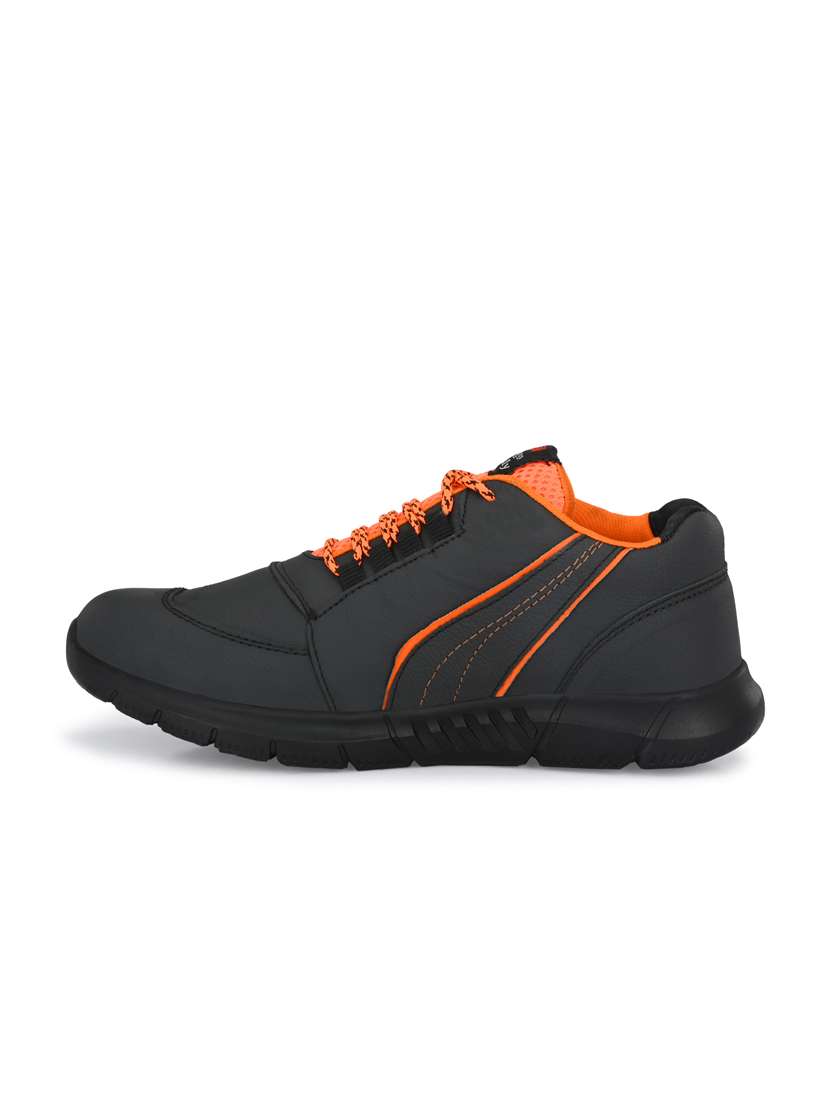 men lace up sport shoes - 19947451 -  Standard Image - 2