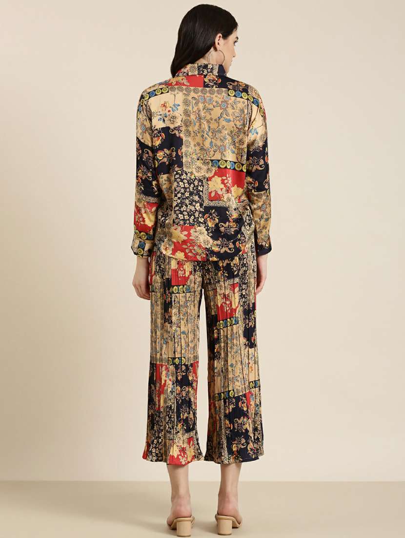 printed top and palazzos set  - 19947690 -  Standard Image - 2