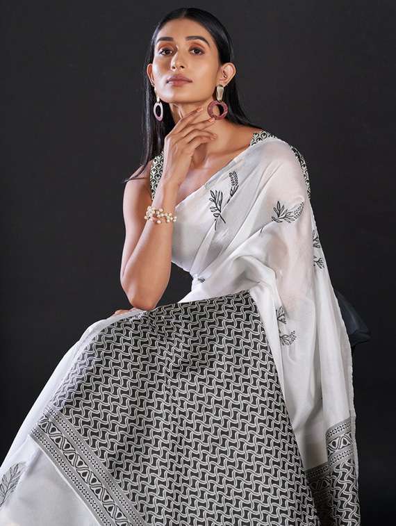 women's self design white colored saree with blouse - 19947917 - Standard Image - 2