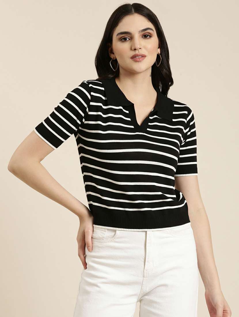 women's straight collared top