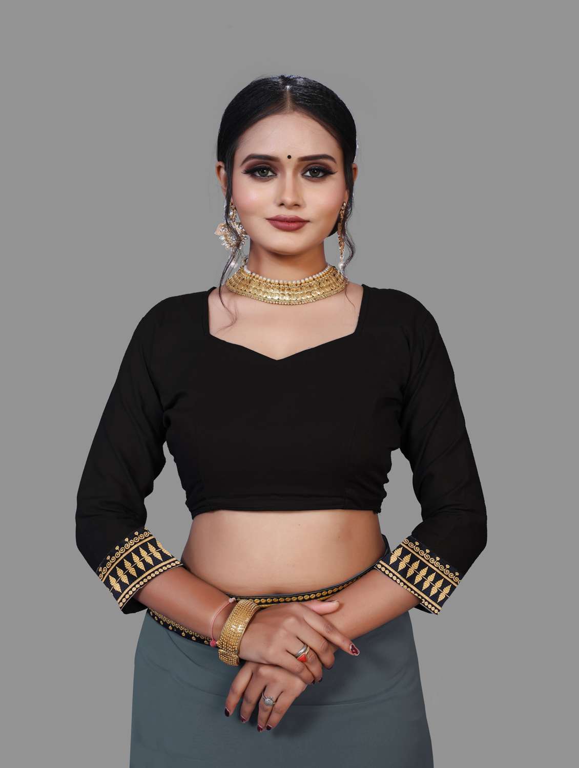 women solid with bordered saree with blouse - 19949803 -  Standard Image - 2