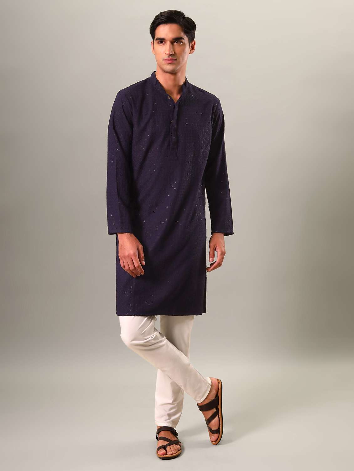 men embroidered mandarin neck long kurta