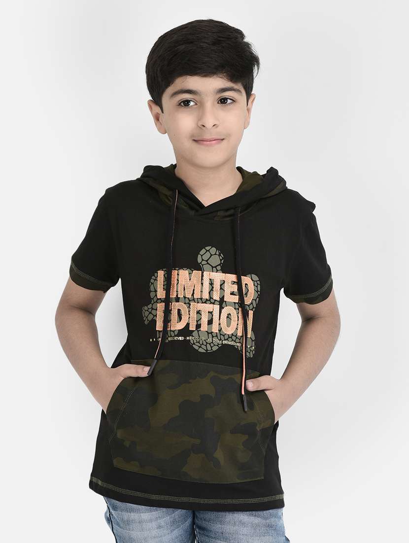 black printed hooded neck t-shirt