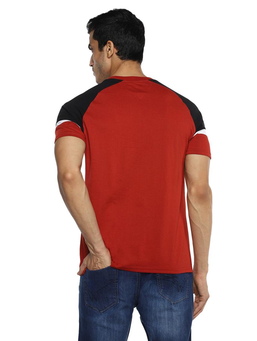 round neck color block regular t-shirt - 19963924 - Standard Image - 2