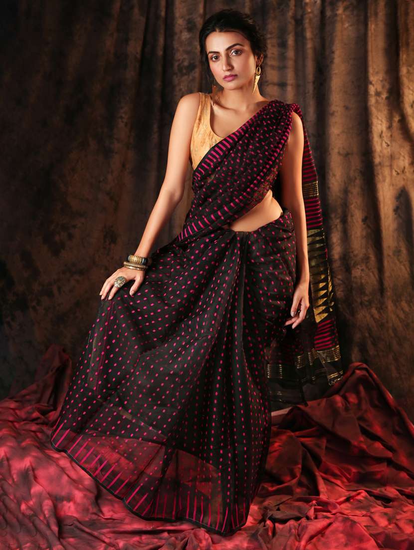 black self design woven saree