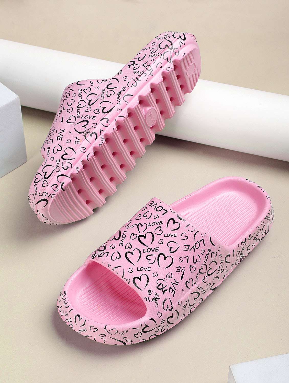 pink printed flip flop