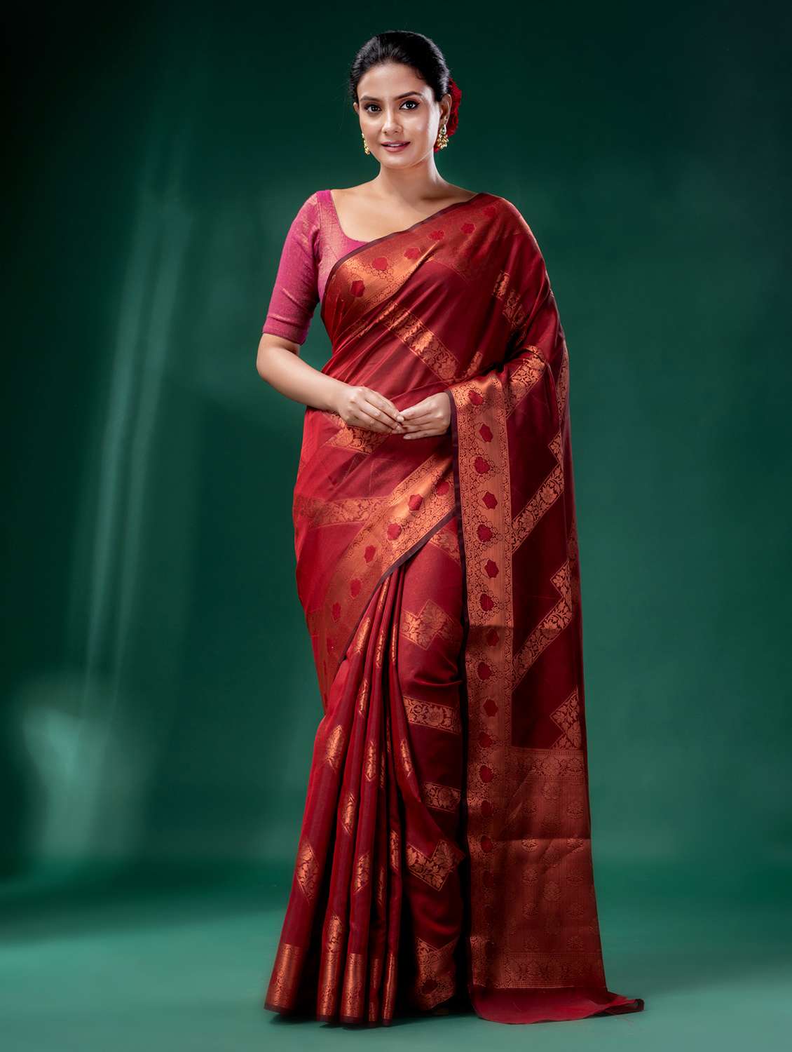 women's banarasi saree with blouse