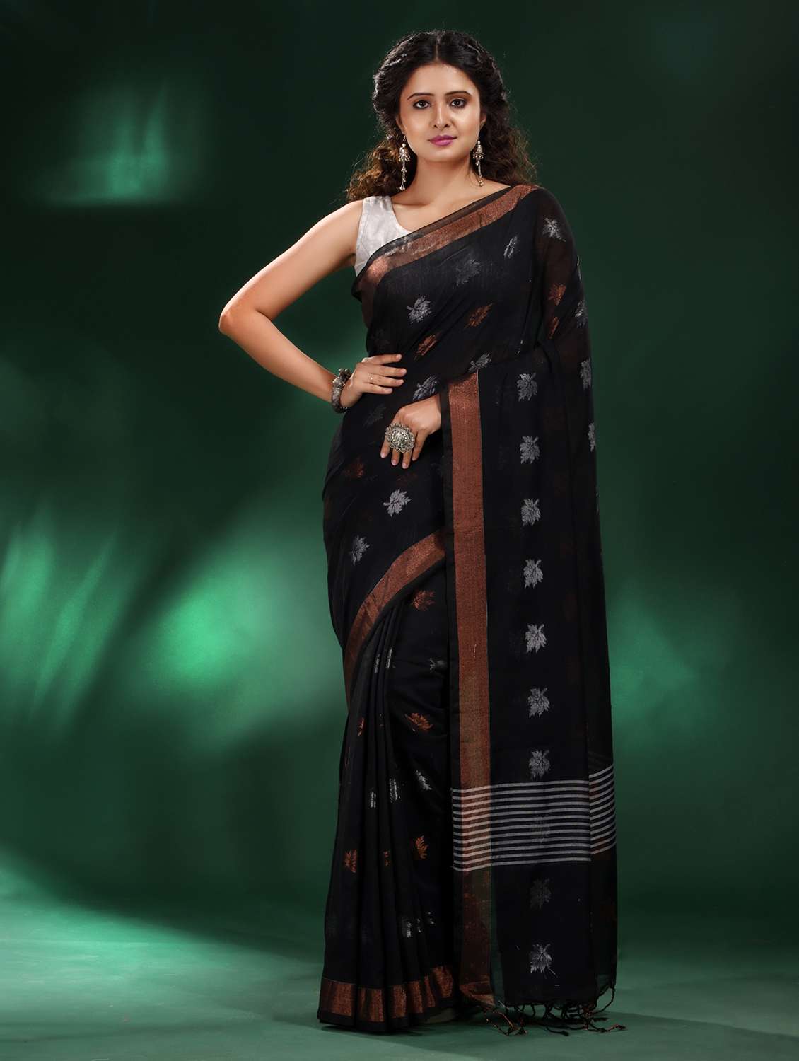 black cotton saree with blouse - 19993459 -  Zoom Image - 0
