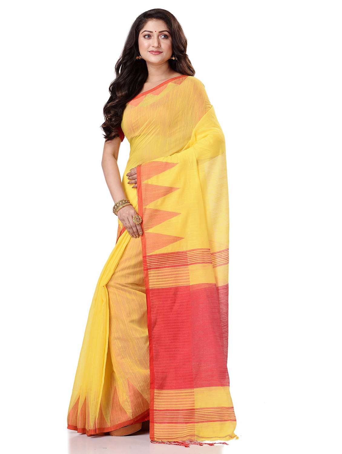 women's self design yellow colored saree with blouse - 19994499 - Zoom Image - 0