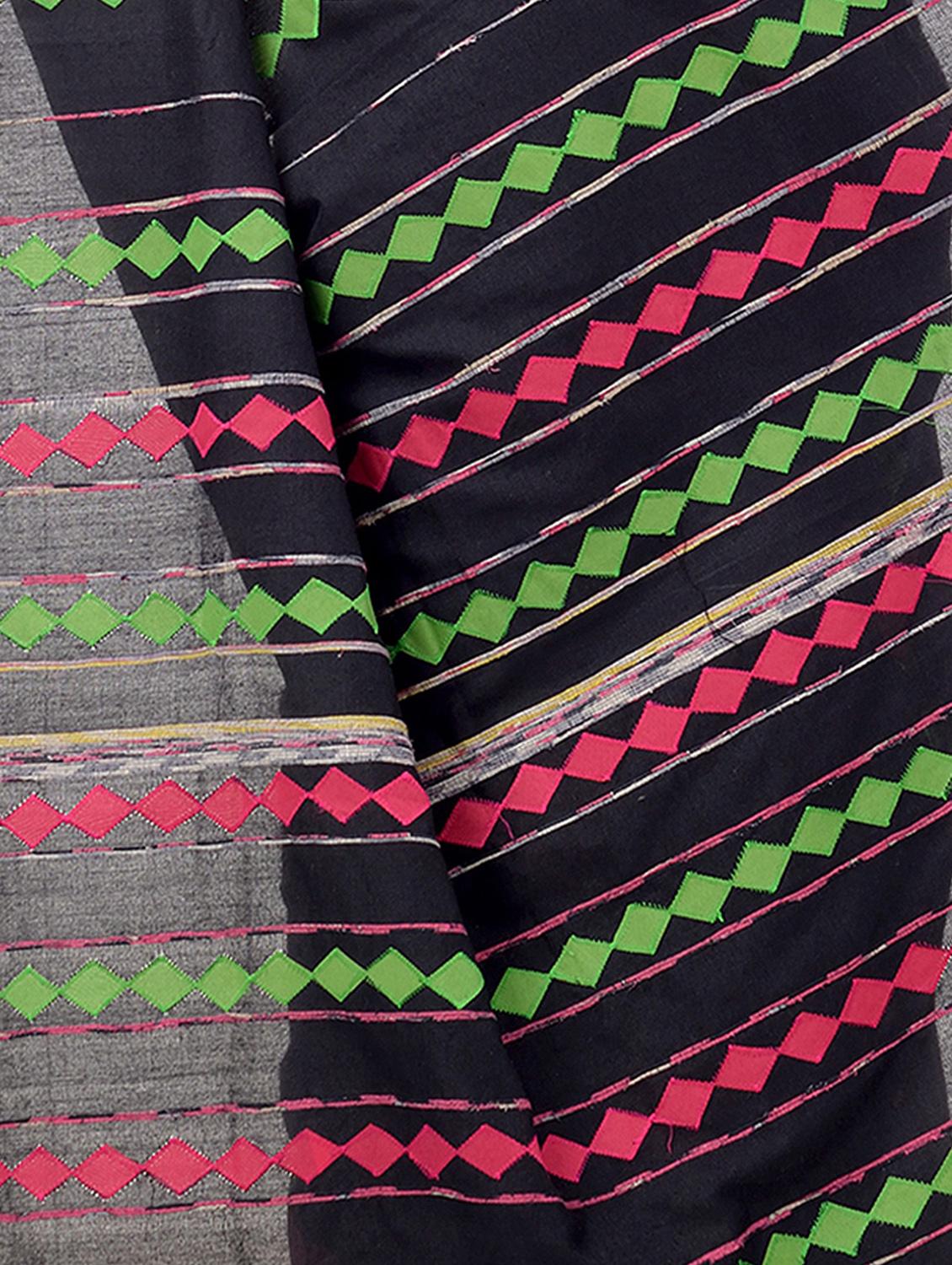 women's printed black colored saree with blouse - 19994910 - Standard Image - 2