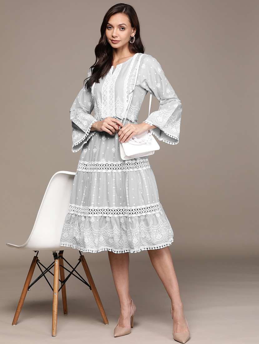 women's  knee length dress