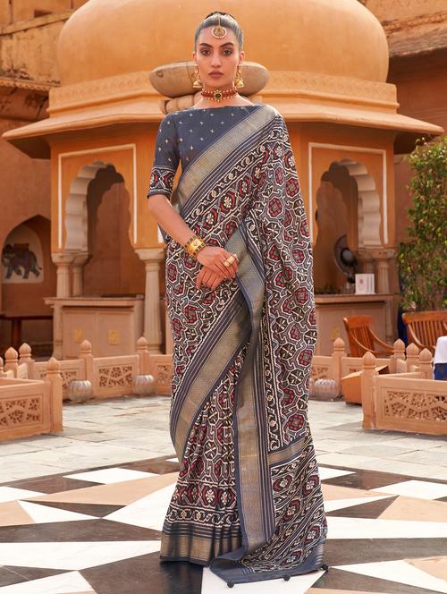 women's self design grey colored saree with blouse - 20007422 - Standard Image - 0