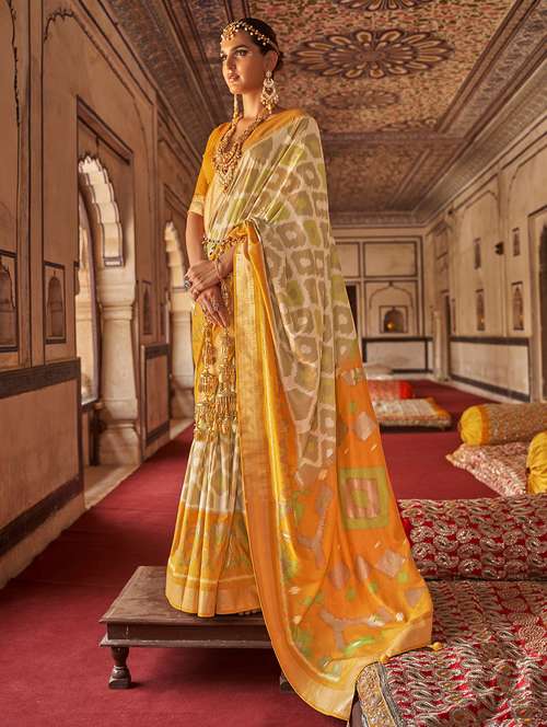 women's printed peach colored saree with blouse - 20007423 - Standard Image - 0