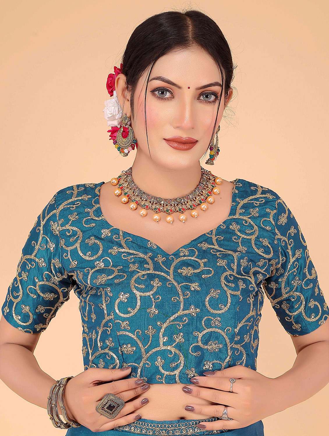 women's bordered royal blue colored saree with blouse - 20019365 -  Standard Image - 2