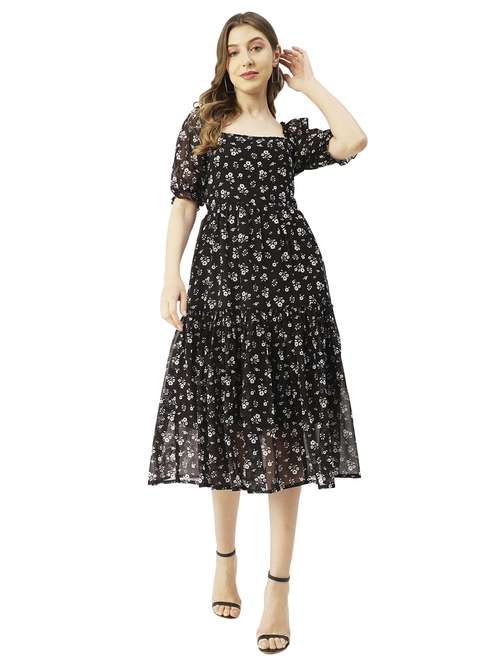 women's tiered dress floral dress - 20031225 -  Standard Image - 0