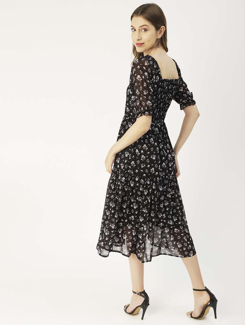 women's tiered dress floral dress - 20031225 -  Standard Image - 2