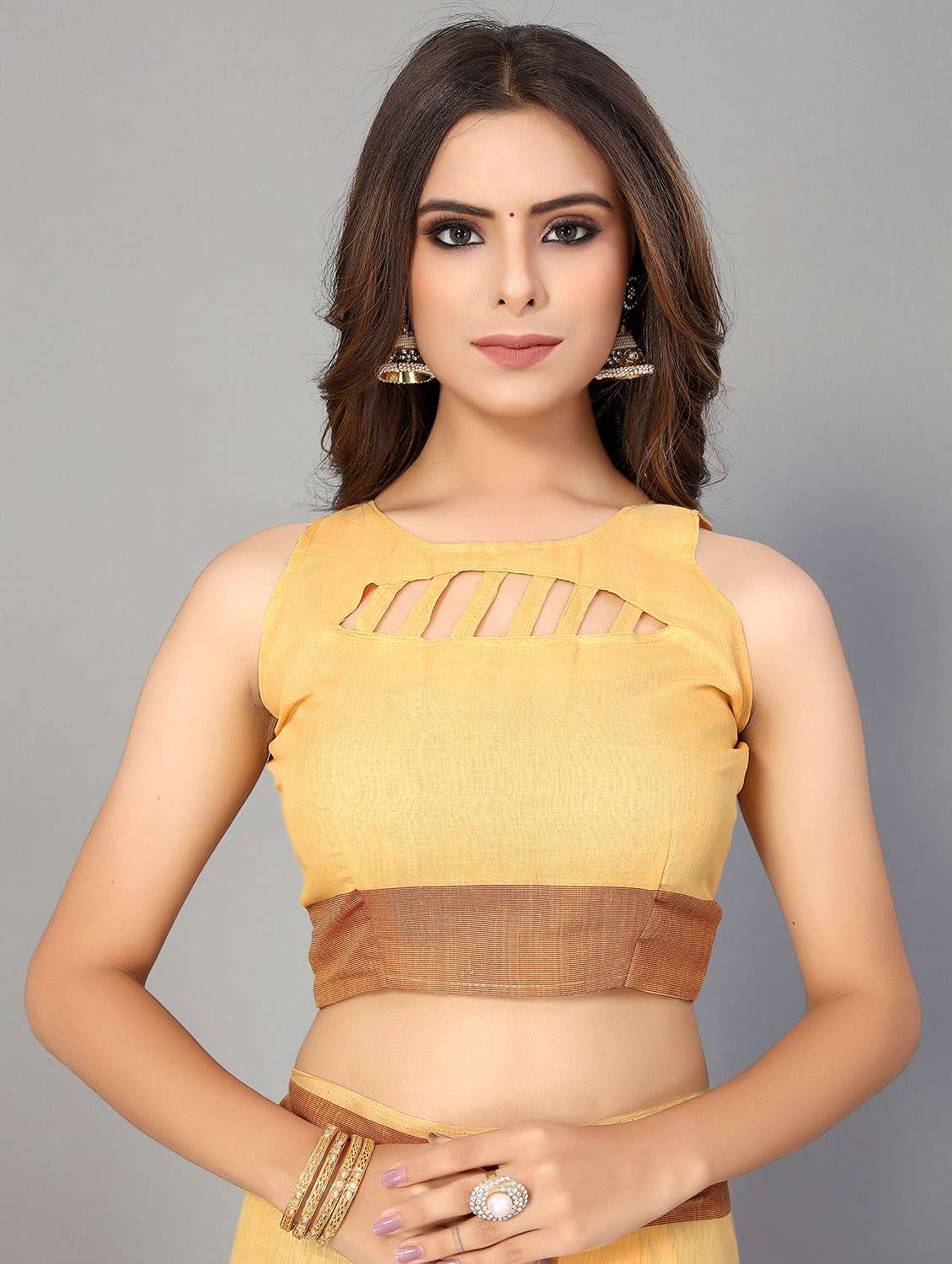 yellow cotton handloom saree - 20039412 - Standard Image - 2