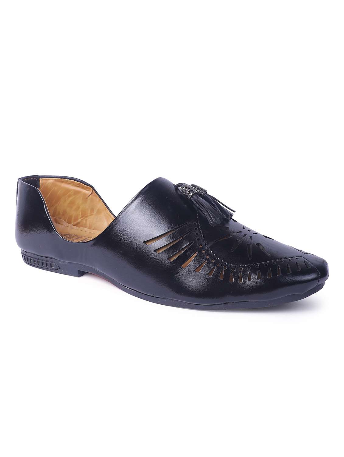 black synthetic slip on jutis - 20067664 -  Zoom Image - 0