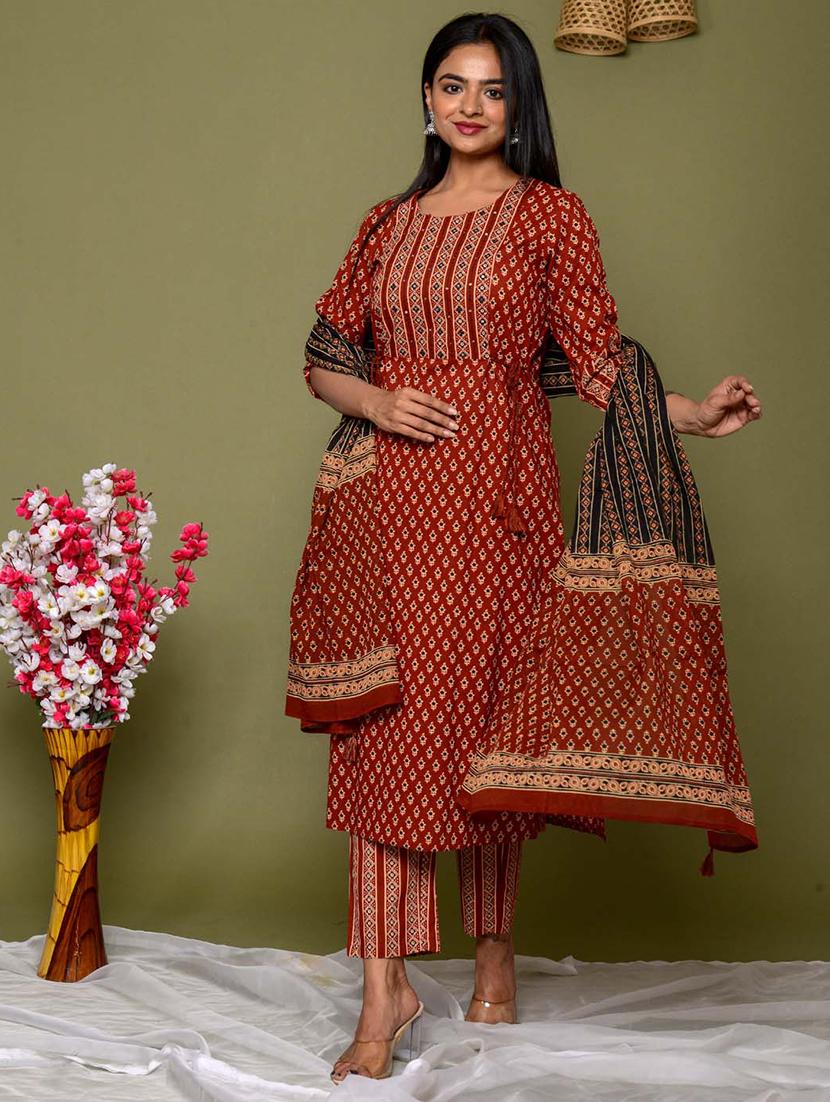 red printed three quarter sleeve suit set - 20133268 - Standard Image - 2