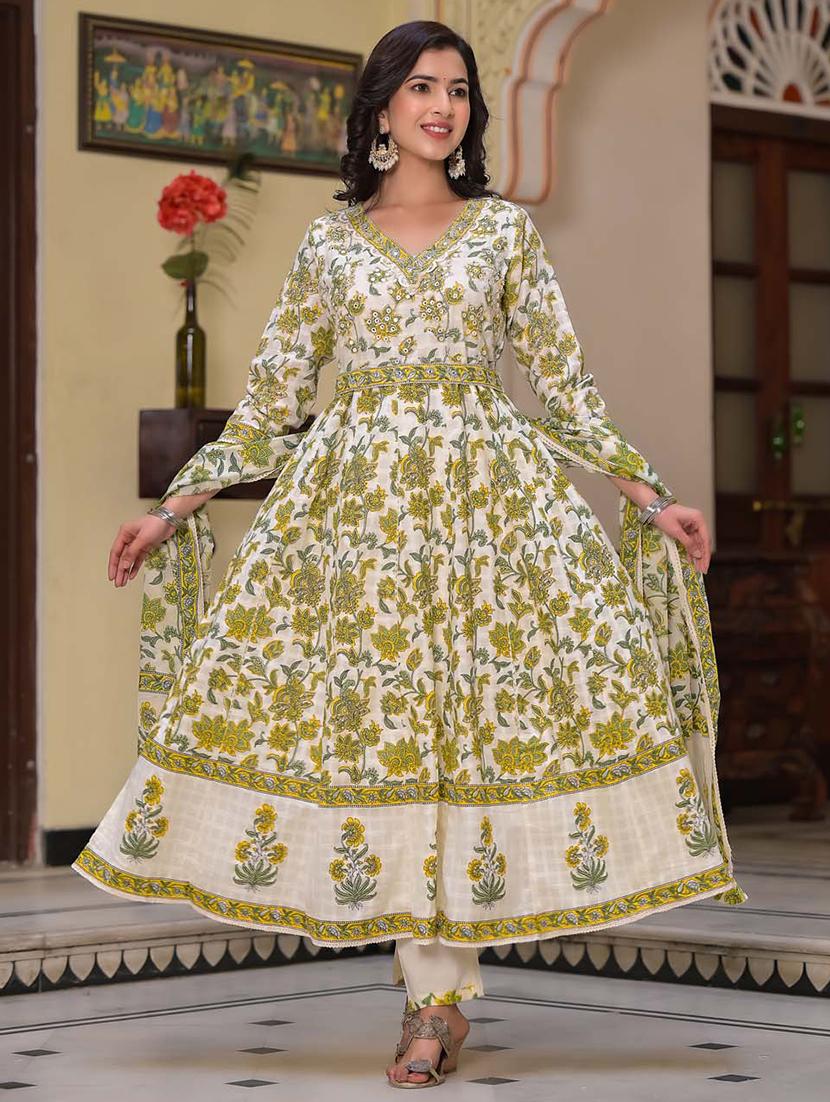 green printed three quarter sleeve suit set - 20133281 - Standard Image - 2