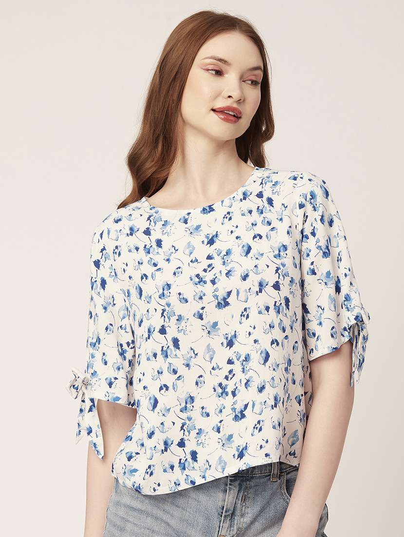 women's straight round neck top - 20148990 -  Standard Image - 2