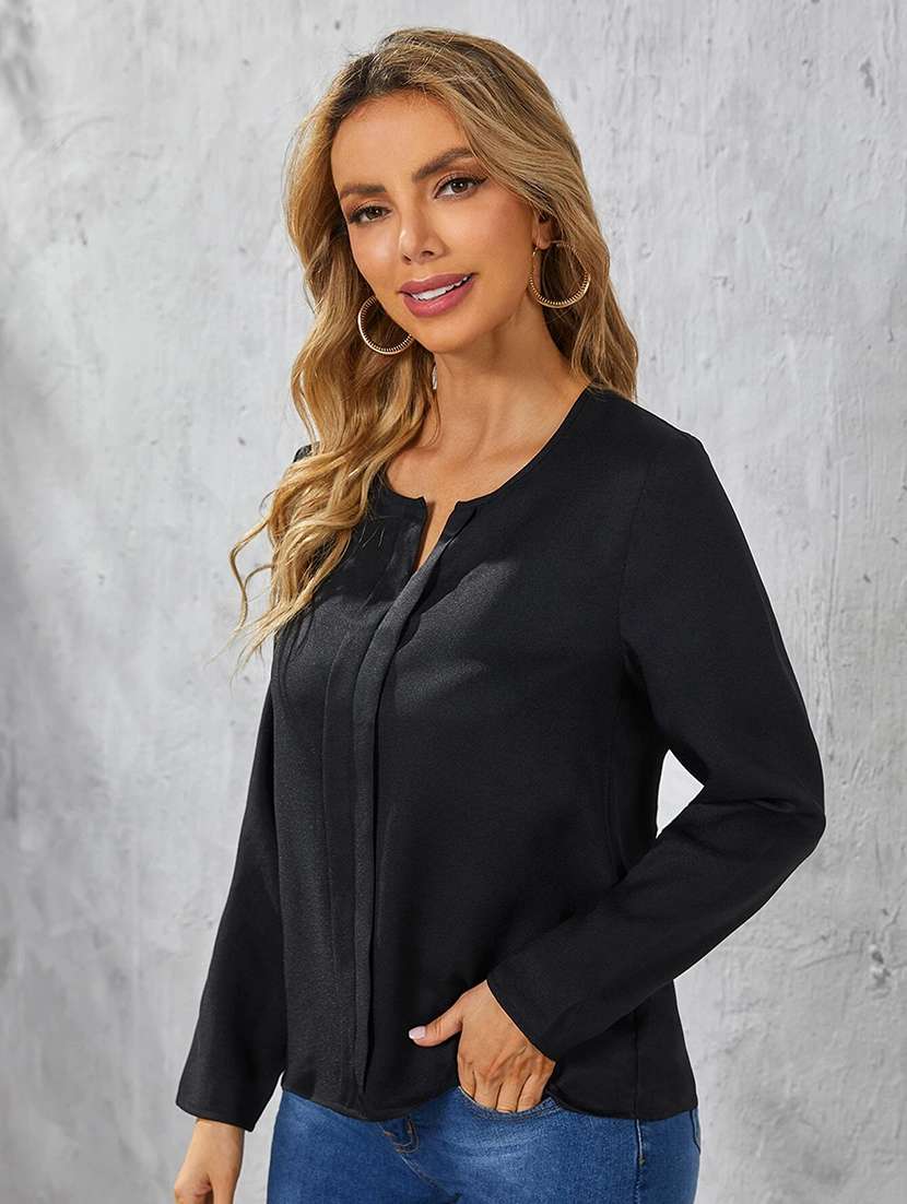 women's straight notch neck top