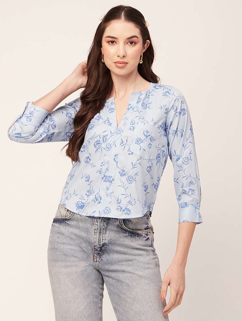 women's straight notch neck top