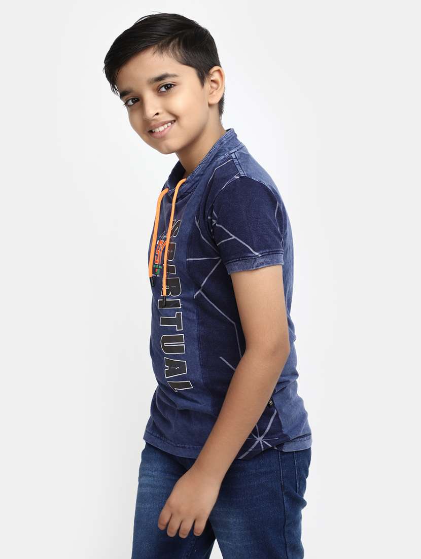 blue short sleeves printed  t-shirt - 20153371 -  Standard Image - 2