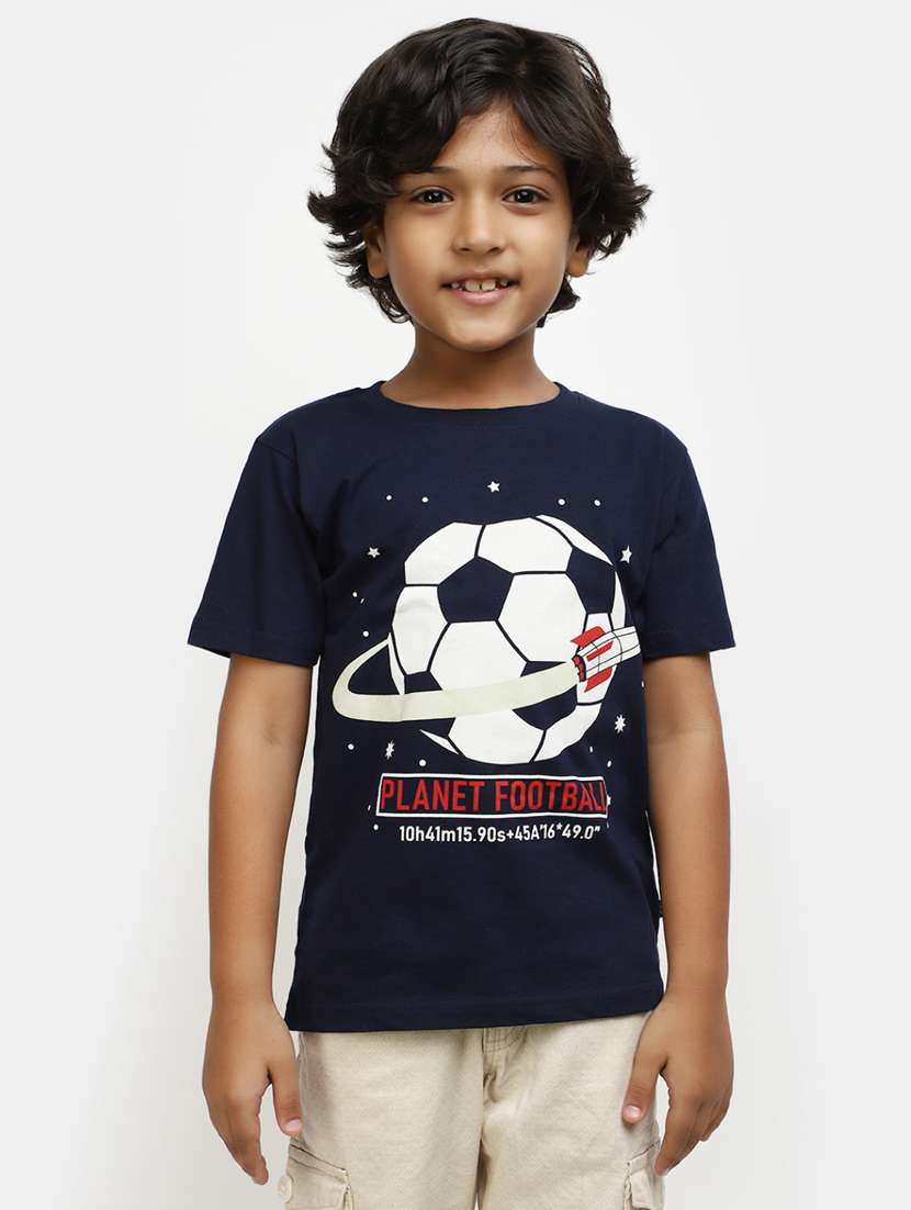 blue short sleeves printed  t-shirt