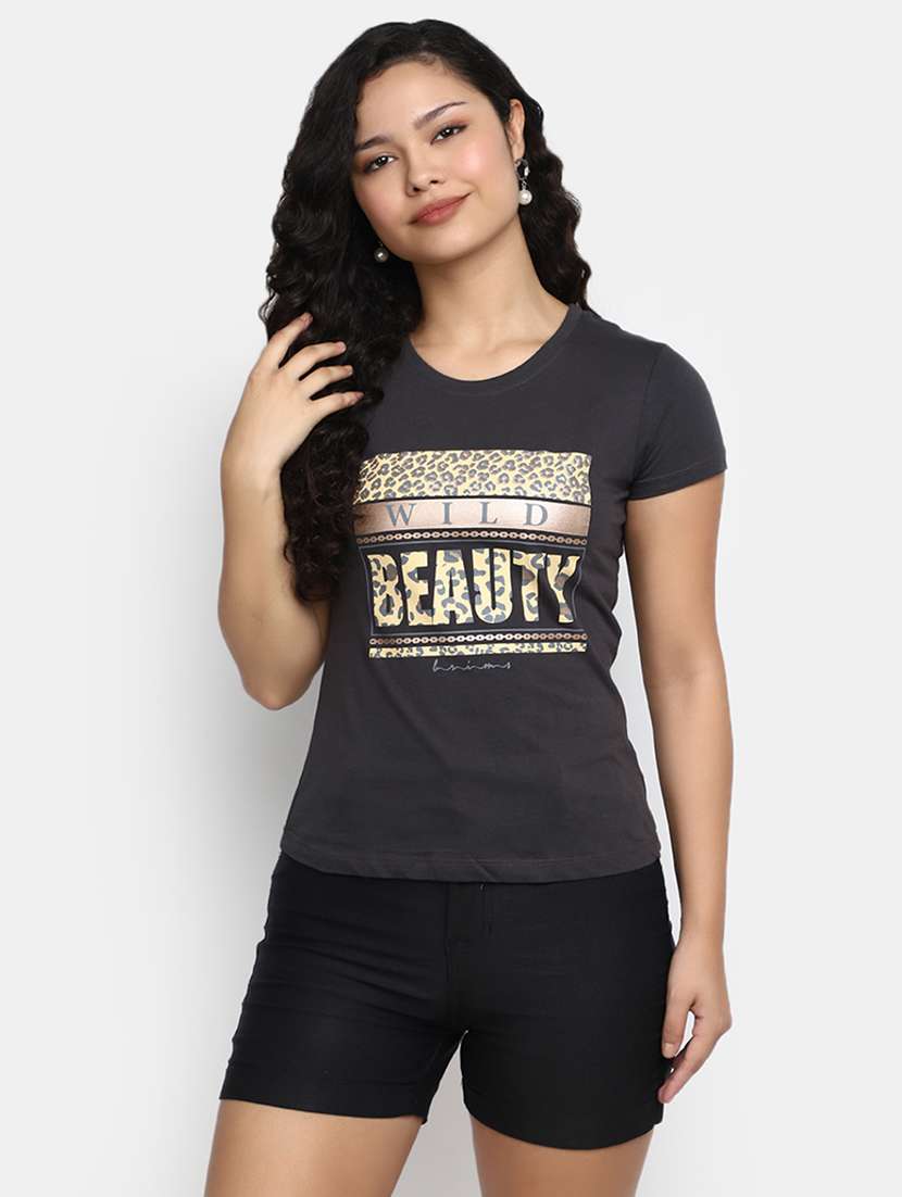 women's front print round neck t-shirt