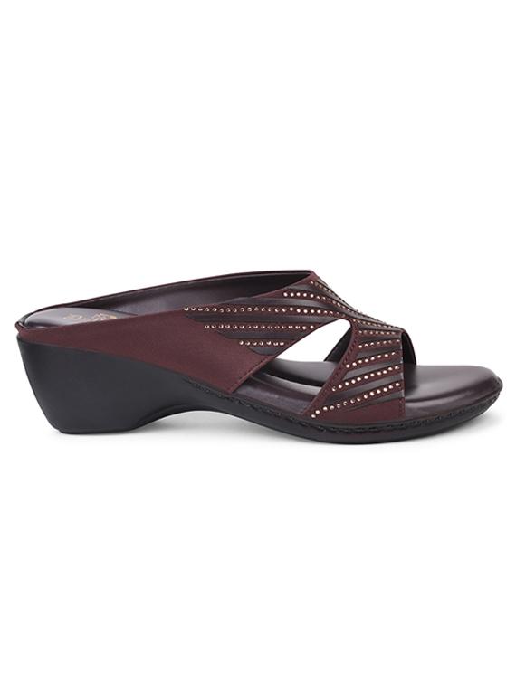 brown slip on sandal - 20165234 - Standard Image - 2
