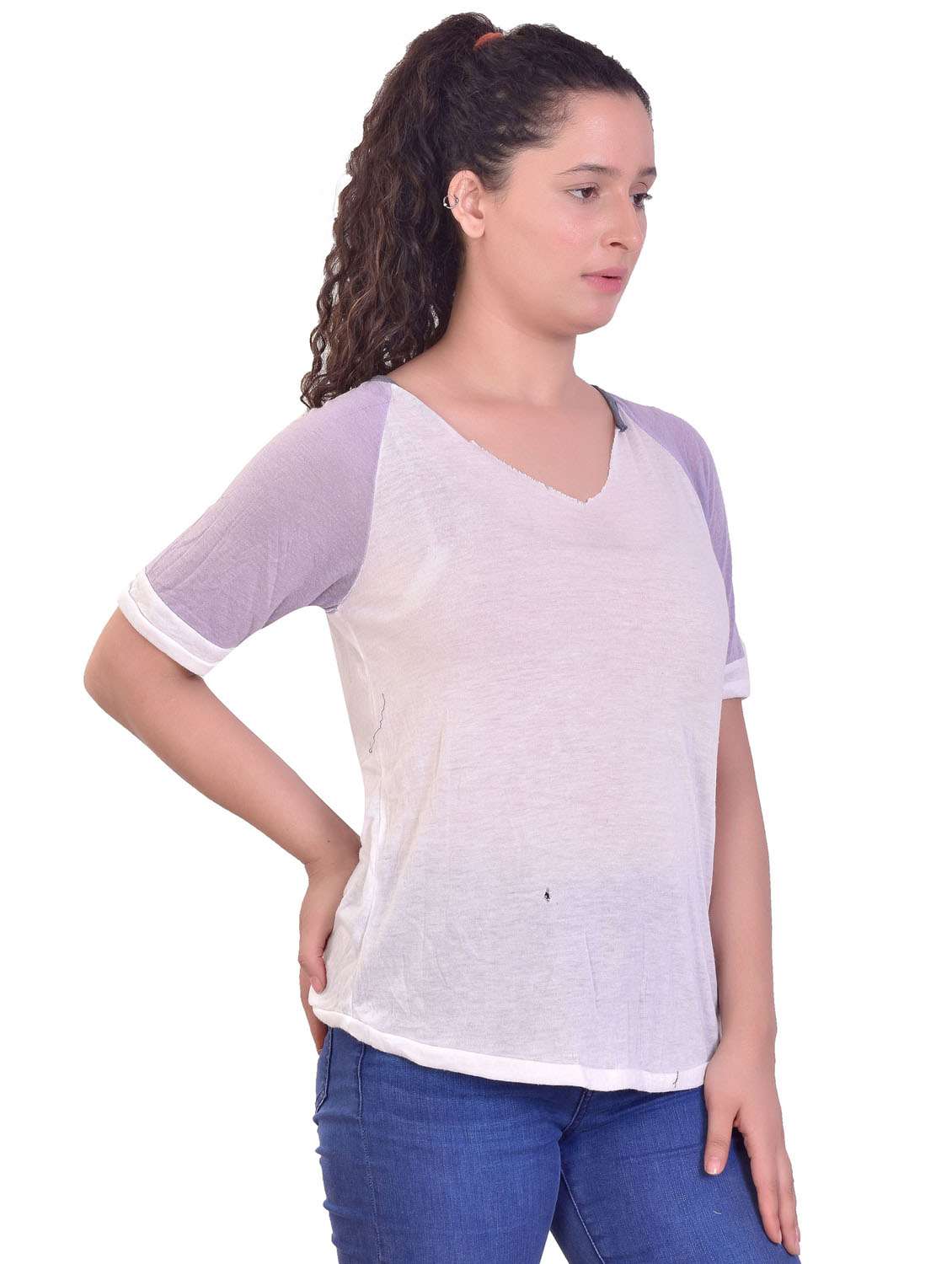 white color block v-neck regular top - 20166093 - Standard Image - 2