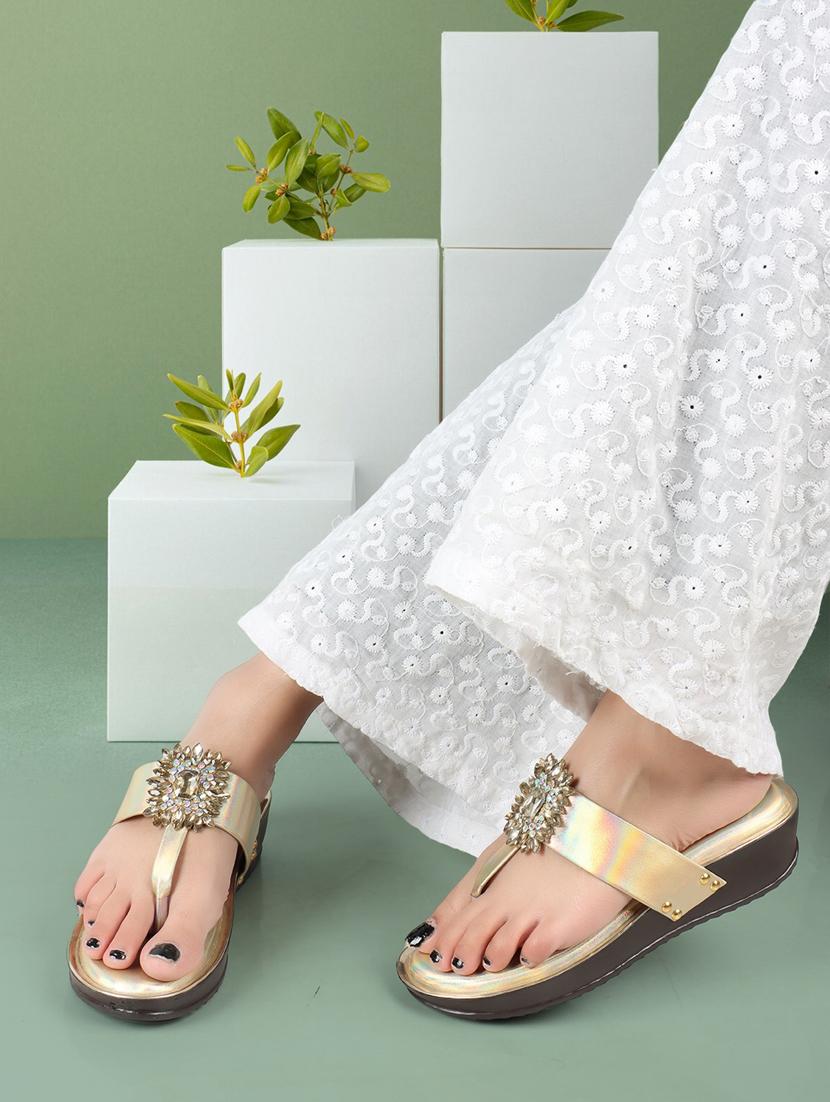 copper toe separator slip on sandal - 20167262 - Standard Image - 2