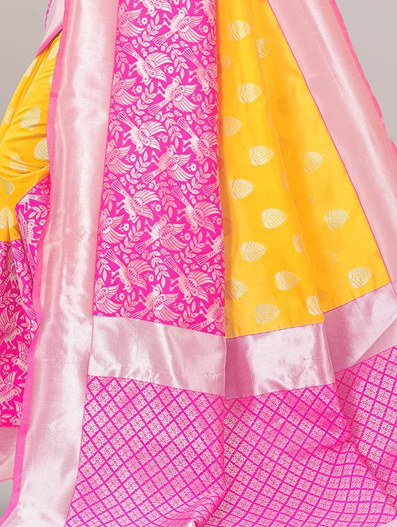 self design kanjivaram saree with blouse - 20171270 - Standard Image - 2