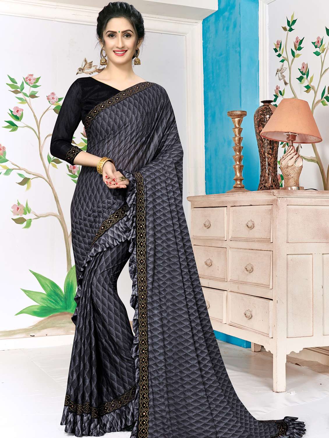 women's printed black colored saree