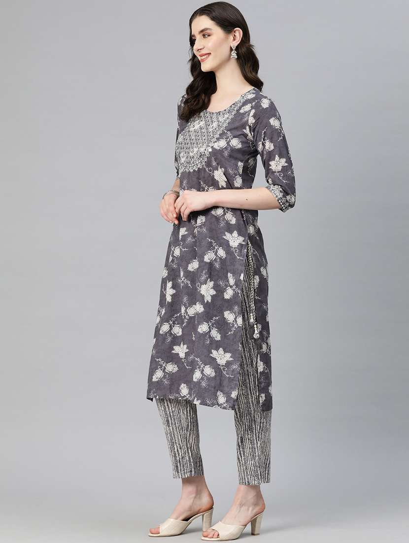 women kurta pant set with dupatta - 20188141 - Standard Image - 2