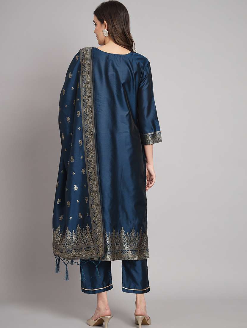 Women Three Quarter Sleeve Kurta Pant With Dupatta Set