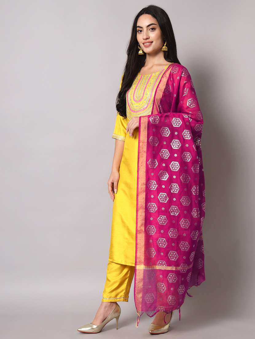women three quarter sleeve kurta pant with dupatta set - 20194238 -  Zoom Image - 0