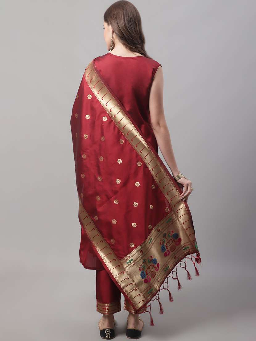 maroon notch neck kurta pant set with dupatta - 20195366 - Standard Image - 2