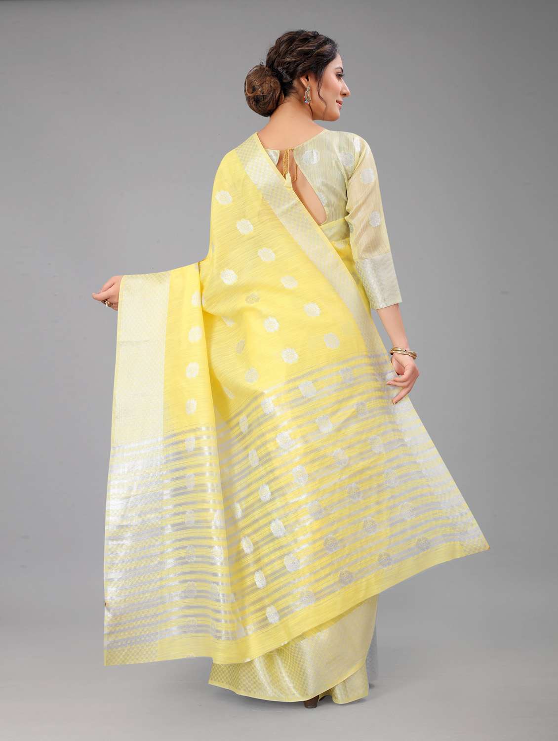 self design woven saree with blouse - 20195447 - Standard Image - 2